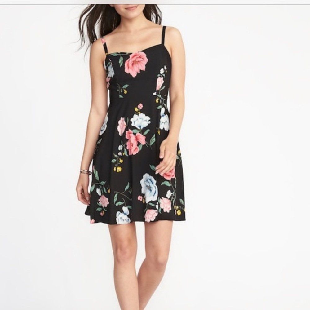 Floral Sweetheart Neck Strap Dress